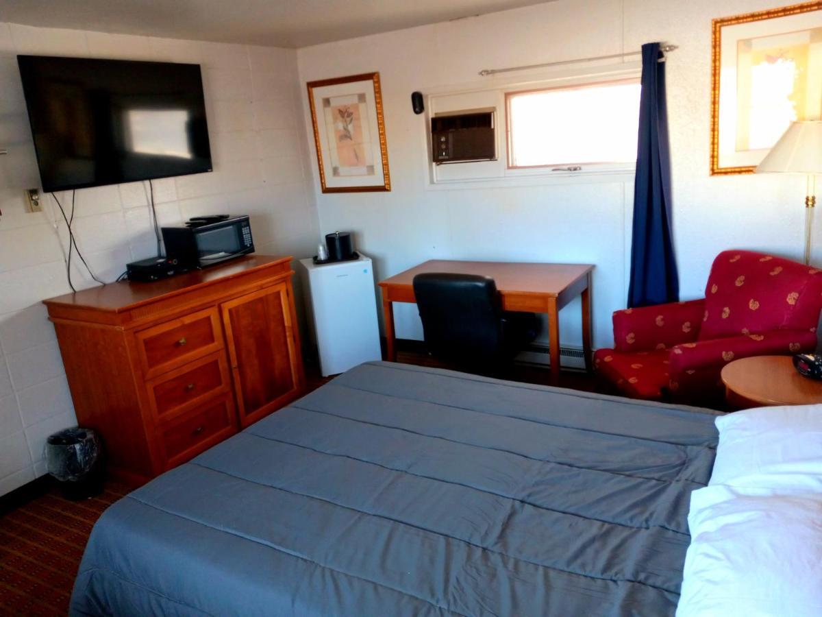 דריידן Chalet Inn Motel מראה חיצוני תמונה
