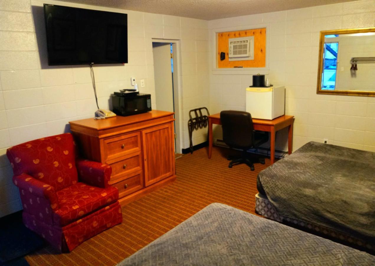 דריידן Chalet Inn Motel מראה חיצוני תמונה